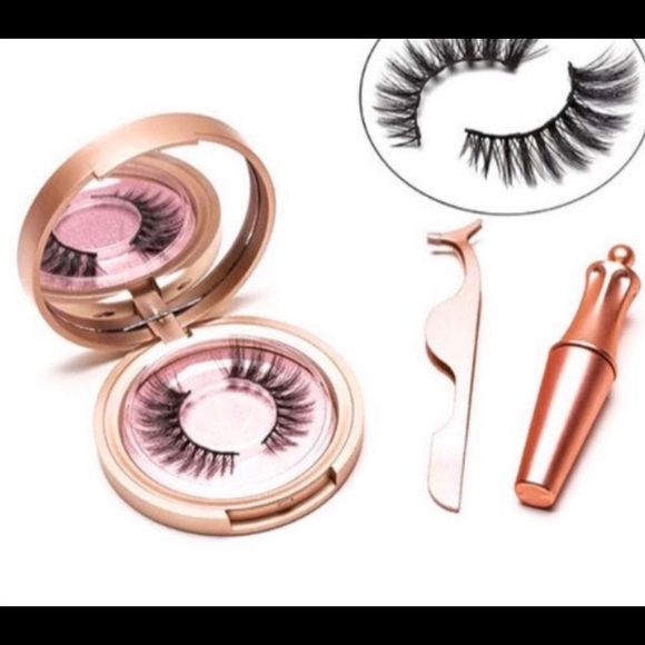 Wispy Magnetic Lashes - Picture 2 of 2